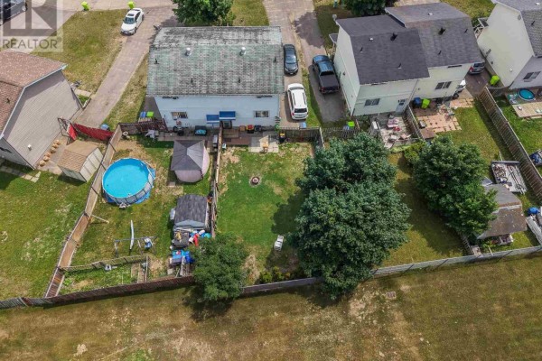 75 Robin St, Sault Ste  Marie, ON, photo 2