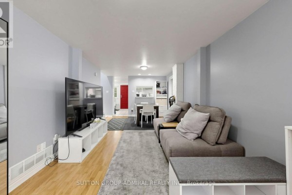 Recreational, Games room - 75 Rockcliffe Boulevard, Toronto, ON M6N4R4 Photo 3