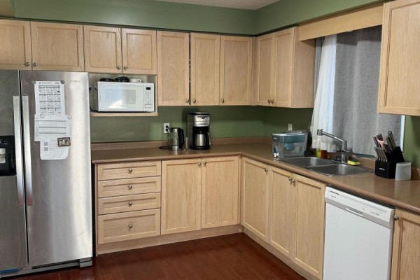 75 Rossmore Court, London South, ON N6C6B7 Photo 2