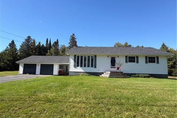750 Back Road, Lyttleton