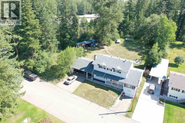 750 Callanan Street, Quesnel, BC, photo 2