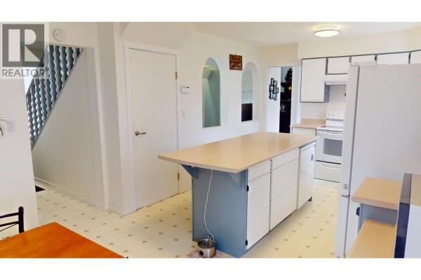 Dining room - 750 Callanan Street, Quesnel, BC V2J2V6 Photo 5