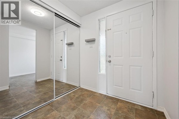 4pc Bathroom - 750 Erinbrook Drive Unit# 2, Kitchener, ON N2E2S7 Photo 4