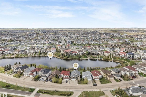 7504 161a Av Nw, Edmonton, AB, photo 2