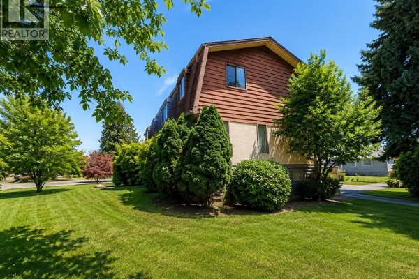 7507 Wright Street, Burnaby, BC V3N3W5 Photo 4