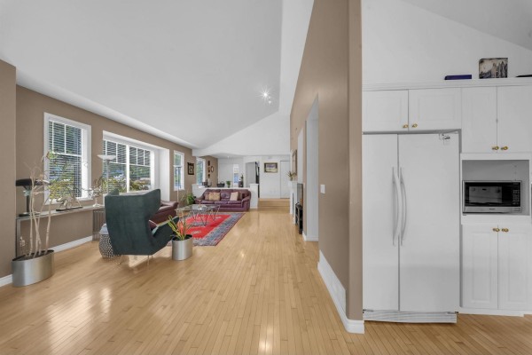 7508 146 Street, Surrey, BC V3S8T9 Photo 4