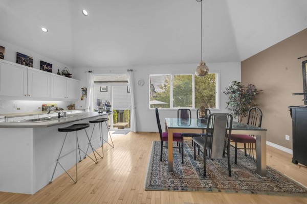 7508 146 Street, Surrey, BC V3S8T9 Photo 5