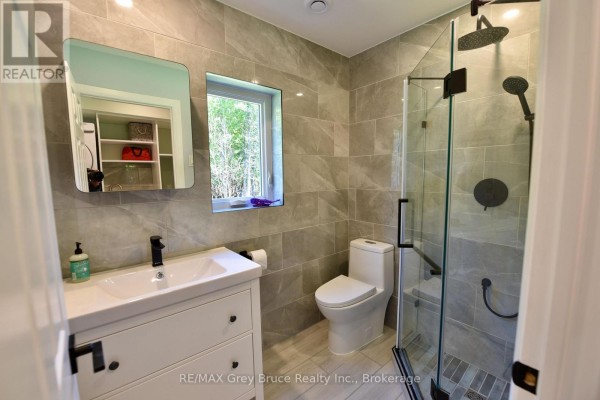 Utility room - 751 Pike Bay Road, Northern Bruce Peninsula, ON N0H1W0 Photo 5