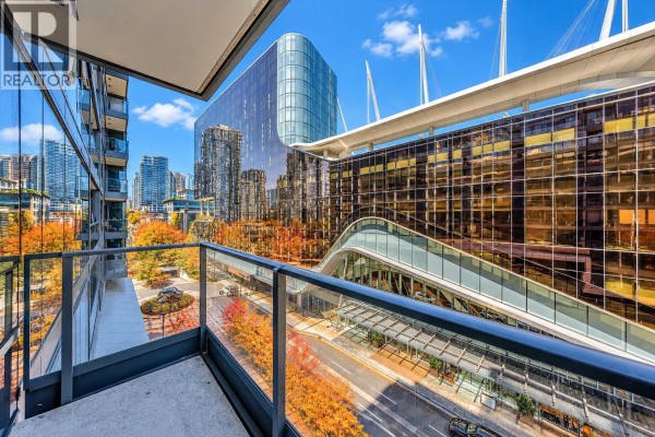 752 38 Smithe Street, Vancouver, BC V6B0P3 Photo 5