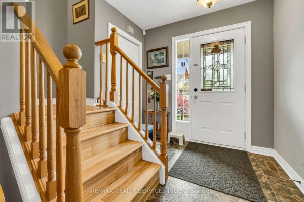 Bedroom 2 - 752 North Leaksdale Circle, London South, ON N6M1M1 Photo 5