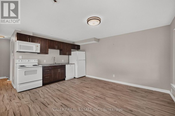 Kitchen - 752 Sherring Street, Cambridge, ON N3H2X4 Photo 3