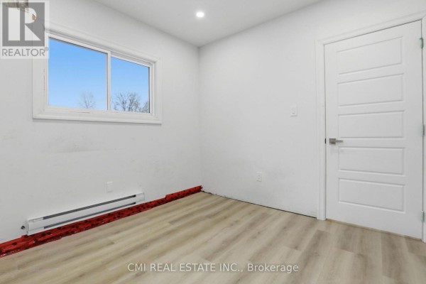 Primary Bedroom - 7526 Grande River Line, Chatham Kent, ON N7M5J7 Photo 5