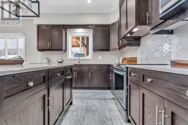 Kitchen - 753 Pasture Rose Street, Waterloo, ON N2V0C2 Photo 3