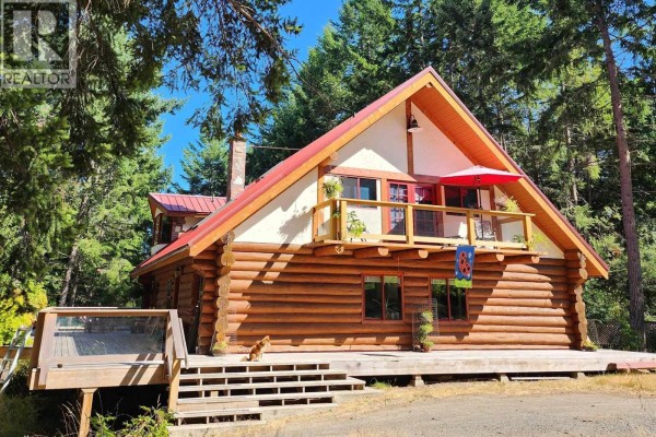 754 Burrill Road, Galiano Island, BC, photo 3