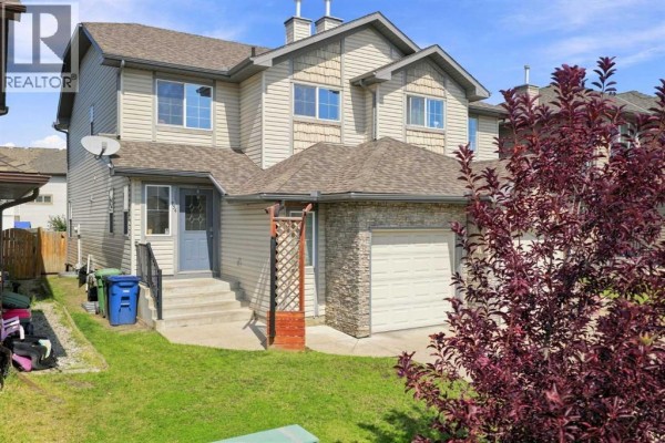 754 Luxstone Gate Sw, Airdrie, AB, photo 2