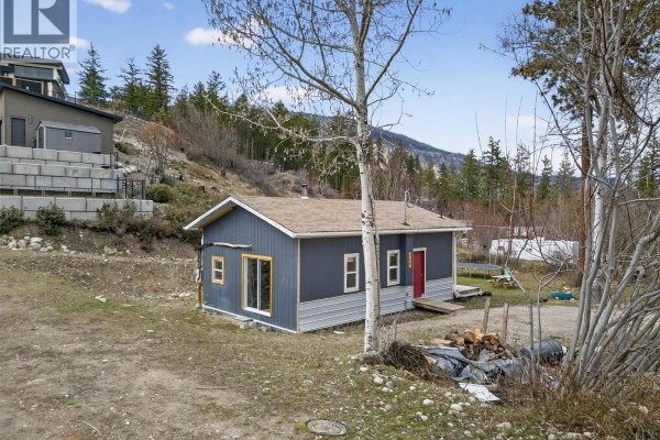 754 Wood Road, Kelowna, BC, photo 3