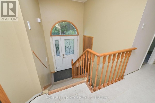 Family room - 7543 Keenansville Road, Adjala Tosorontio, ON L0G1W0 Photo 3