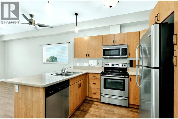 Laundry room - 755 Mayfair Street Unit# 423, Kamloops, BC V2B5L7 Photo 3