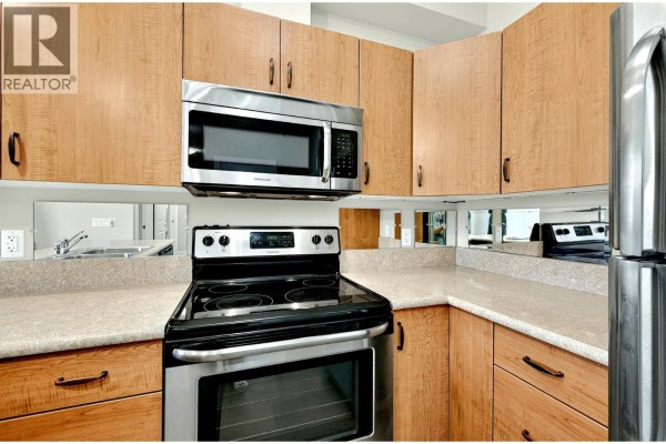 Primary Bedroom - 755 Mayfair Street Unit# 423, Kamloops, BC V2B5L7 Photo 5