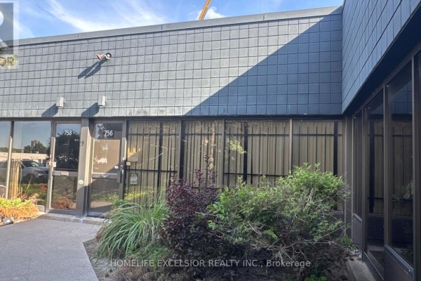 756 Gordon Baker Road, Toronto, ON M2H3B4 Photo 2