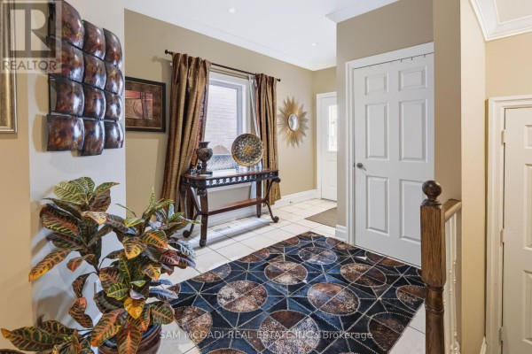 7562 Magistrate Terrace, Mississauga, ON L5W1L3 Photo 5