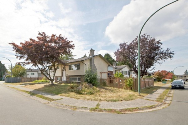 7567 114 Street, Delta, BC, photo 2