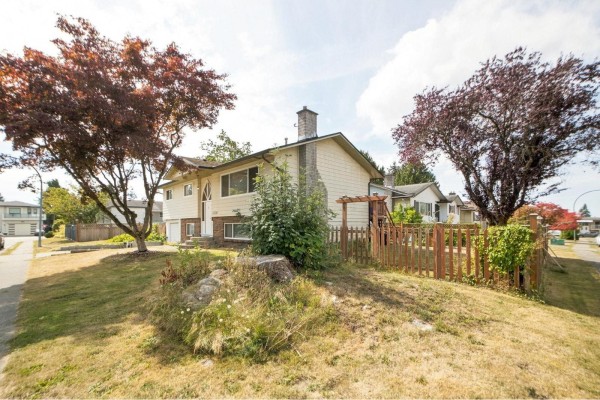 7567 114 Street, Delta, BC, photo 3