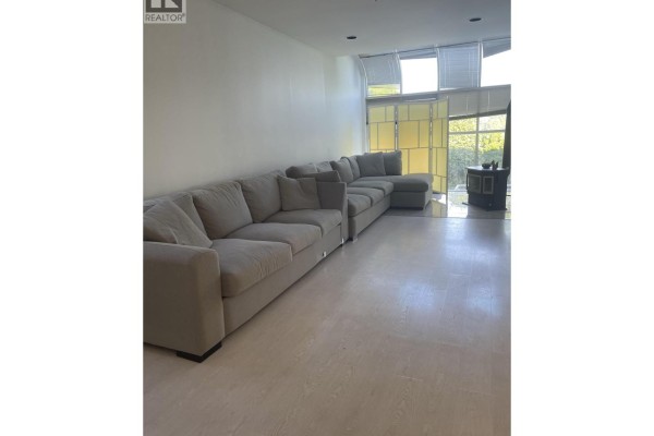 757 W 52nd Avenue, Vancouver, BC, photo 2