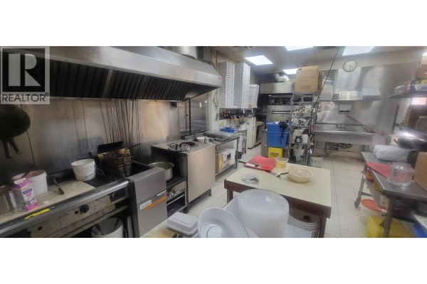 7571 6 Street, Burnaby, BC V3N3M4 Photo 4