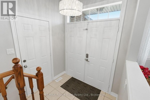 Office - 758 Coldstream Drive, Oshawa, ON L1K2Z3 Photo 3
