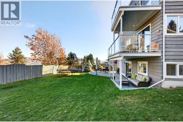 3pc Ensuite bath - 758 Fleming Drive, Kamloops, BC V1S1B3 Photo 3
