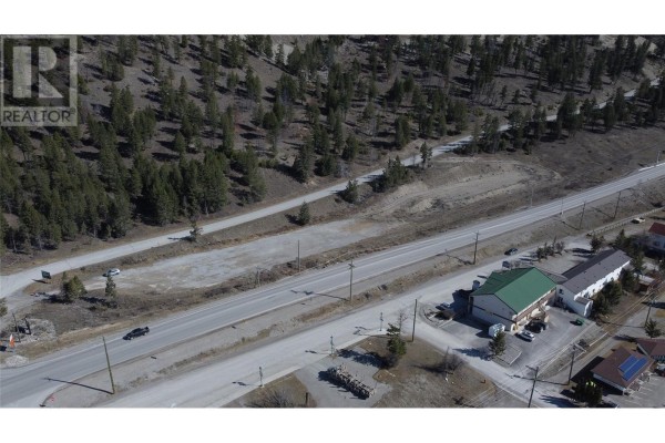 7585 Redstreak Road, Radium Hot Springs, BC V0A1M0 Photo 3