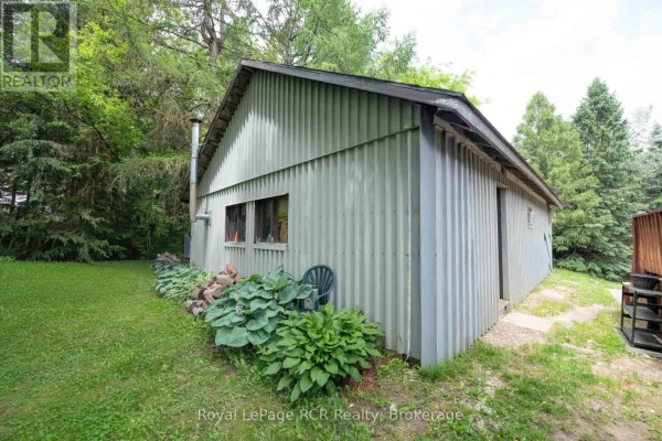 Laundry room - 7589 Highway 89 E, Wellington North, ON N0G2L0 Photo 5
