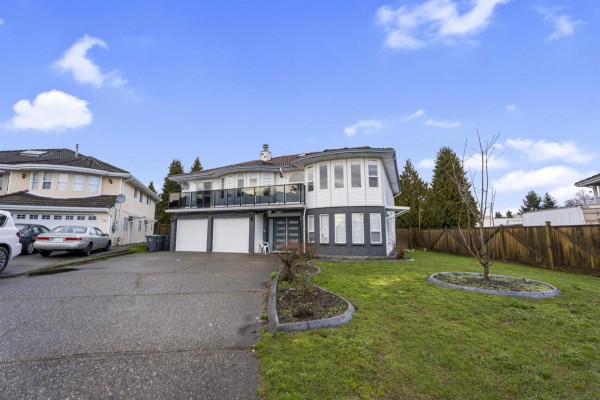 7595 122a Street, Surrey, BC V3W0K7 Photo 2