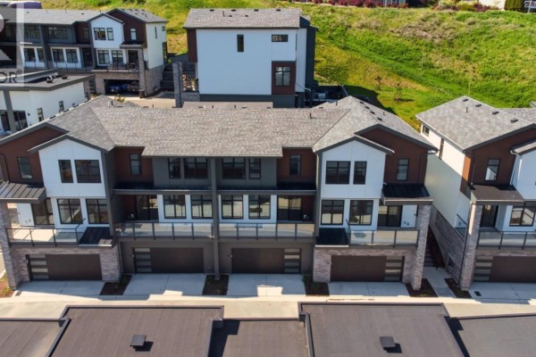 4pc Bathroom - 7599 Klinger Road Unit# 18, Okanagan Landing, BC V1H0B2 Photo 4