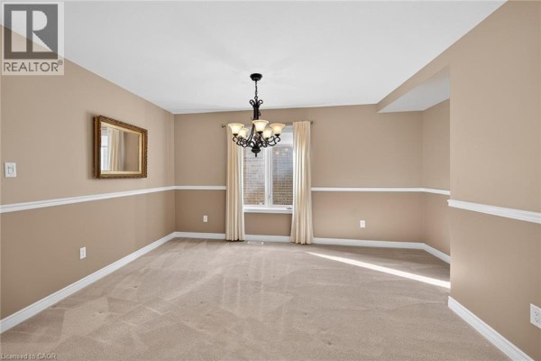 Loft - 76 Abbotsford Trail, Glanbrook, ON L9B0A4 Photo 4