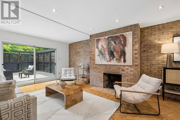 76 Alcorn Avenue, Toronto, ON M4V1E4 Photo 5