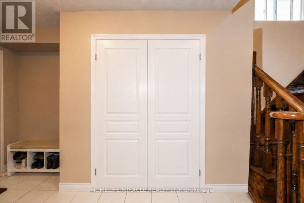 Bedroom 2 - 76 Anderson Road, New Tecumseth, ON L9R0B2 Photo 5