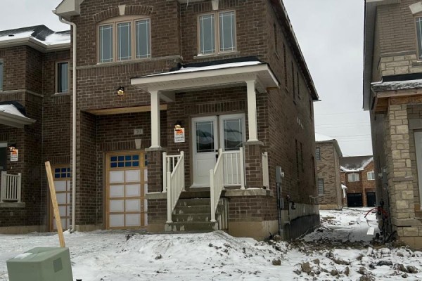 76 Baker Street, Thorold, ON, photo 2