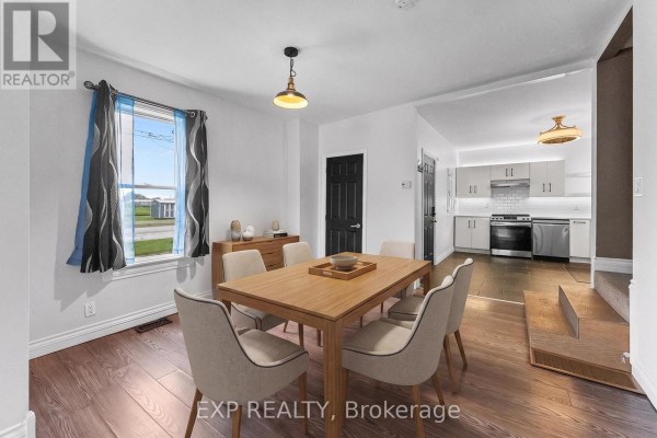 Laundry room - 76 Bell Street, Port Colborne, ON L3K1H6 Photo 5