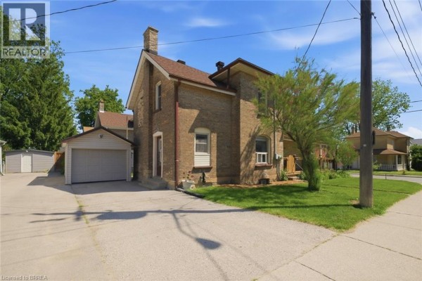 76 Brock Street, Brantford, ON, photo 2