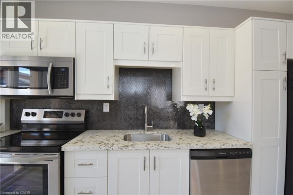 76 Burlington Street E, Hamilton, ON L8L4G6 Photo 4
