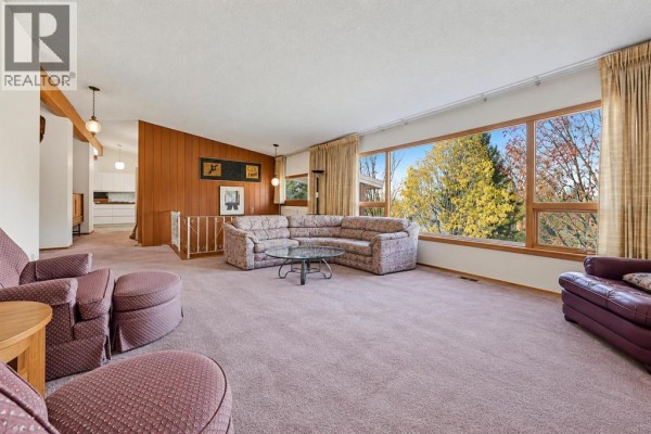 Den - 76 Clarendon Road Nw, Calgary, AB T2L0P3 Photo 4