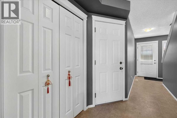 2pc Bathroom - 76 Country Village Lane Ne, Calgary, AB T3K0E7 Photo 5