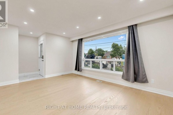 Primary Bedroom - 76 Fenside Drive, Toronto, ON M3A2V5 Photo 4