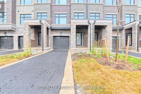 Kitchen - 76 Fieldridge Crescent, Brampton, ON L6R4G6 Photo 2