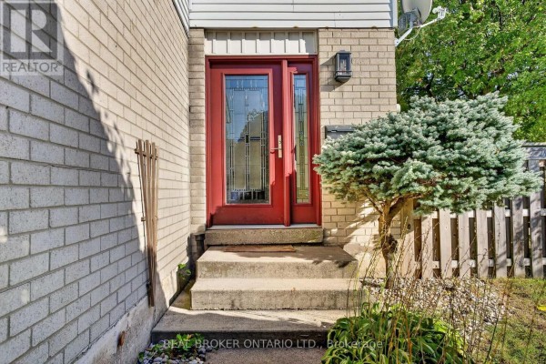 4pc Bathroom - 76 Golden Orchard Drive, Hamilton, ON L9C6J5 Photo 4