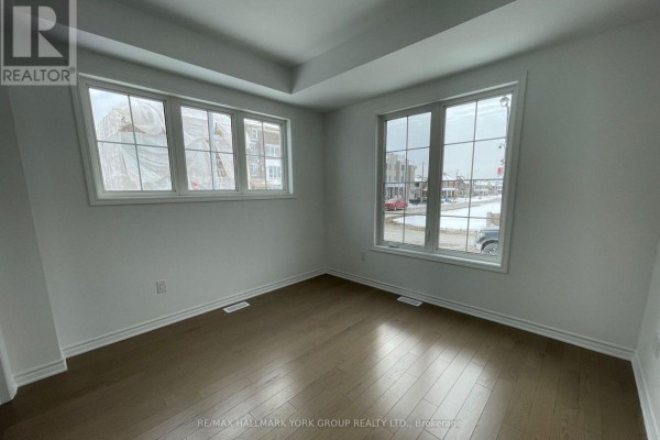 Great room - 76 Greenridge Crescent, Markham, ON L6C3M1 Photo 3