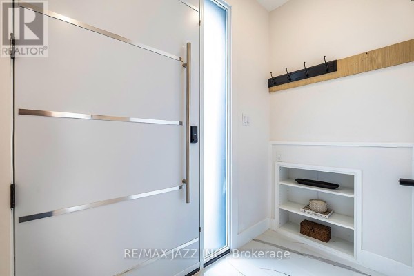 Bedroom 3 - 76 Haverson Boulevard, Toronto, ON M6M3J9 Photo 4