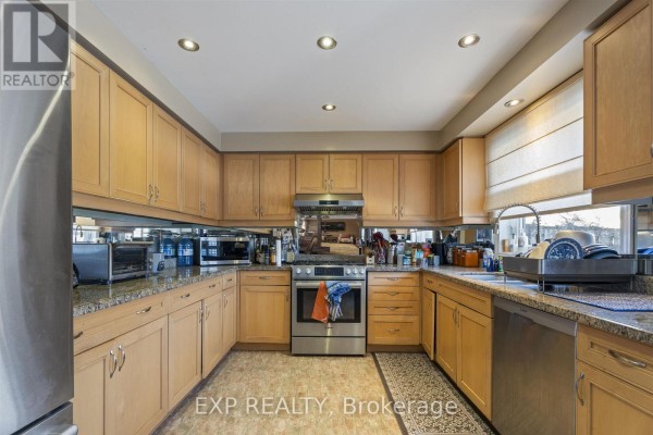 76 Hiberton Crescent, Brampton, ON, photo 3